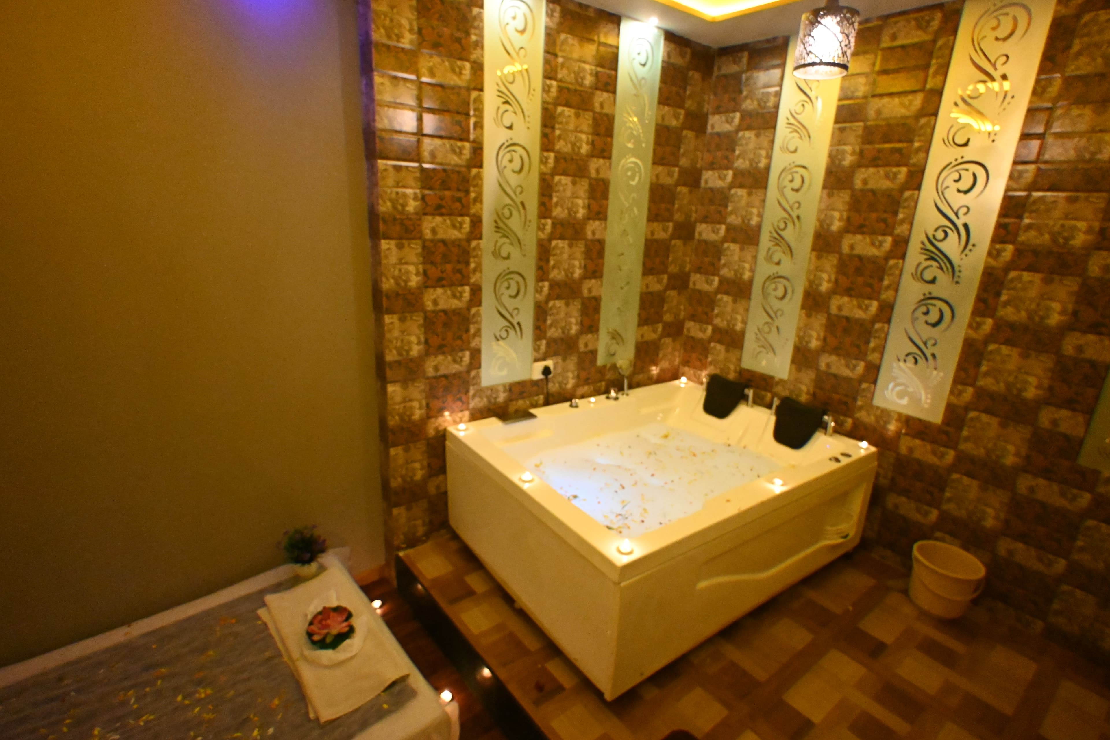 Female to Male Massage